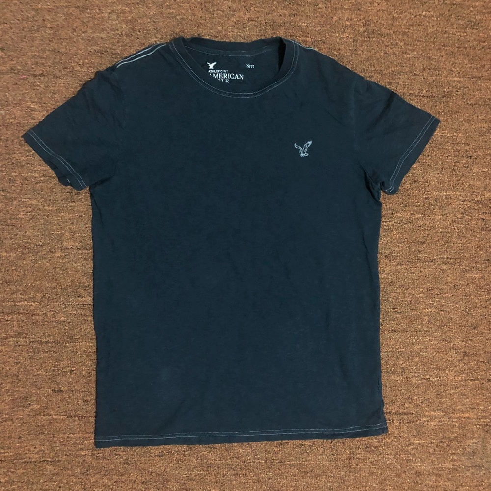american eagle tee